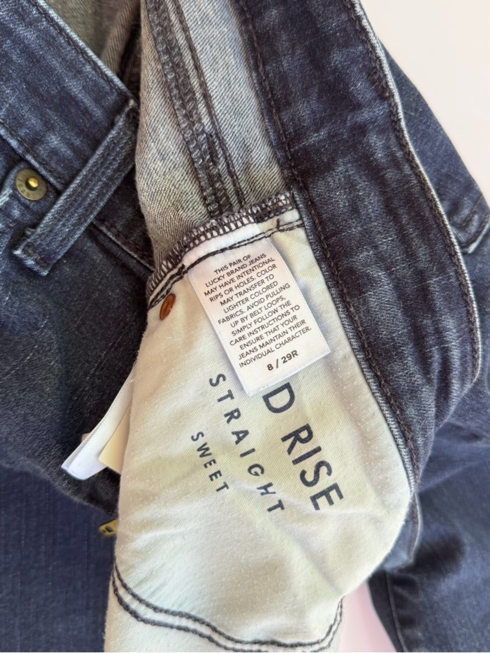 Women’s Lucky Brand 🍀 Denim Jeans
Mid Rise Straight Sweet Size 8/29R​ - Picture 9 of 13